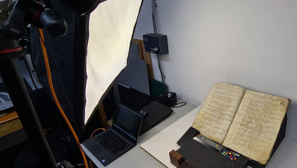 a_port_book_being_digitally_transferred_at_the_national_archives_in_kew_cropped-4.jpg