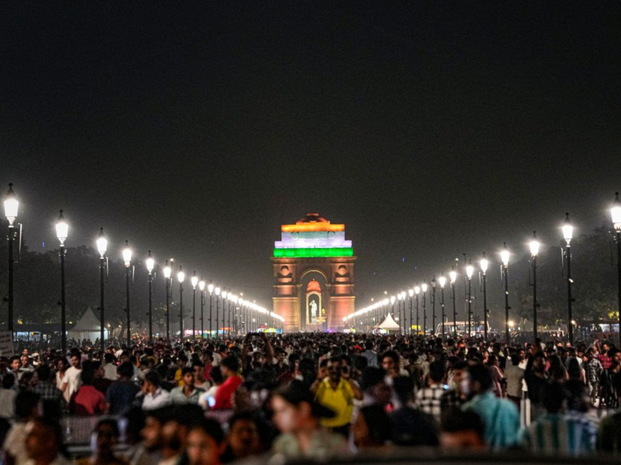 India gate new delhi 2026 02 20 15 43 26.png
